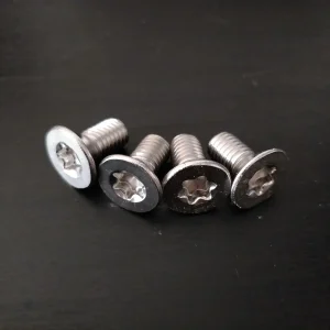 4 vis M8x16 – Inox A4 – T45
